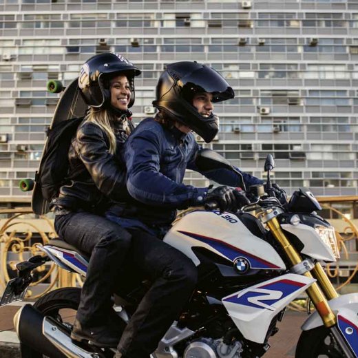 Jonge BMW rijders